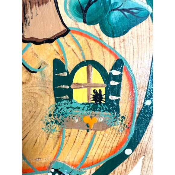 Vintage Folk Art Welcome Sign | Hand Painted Pumpkin Wall Decor with Hanger - Picture 3 of 10